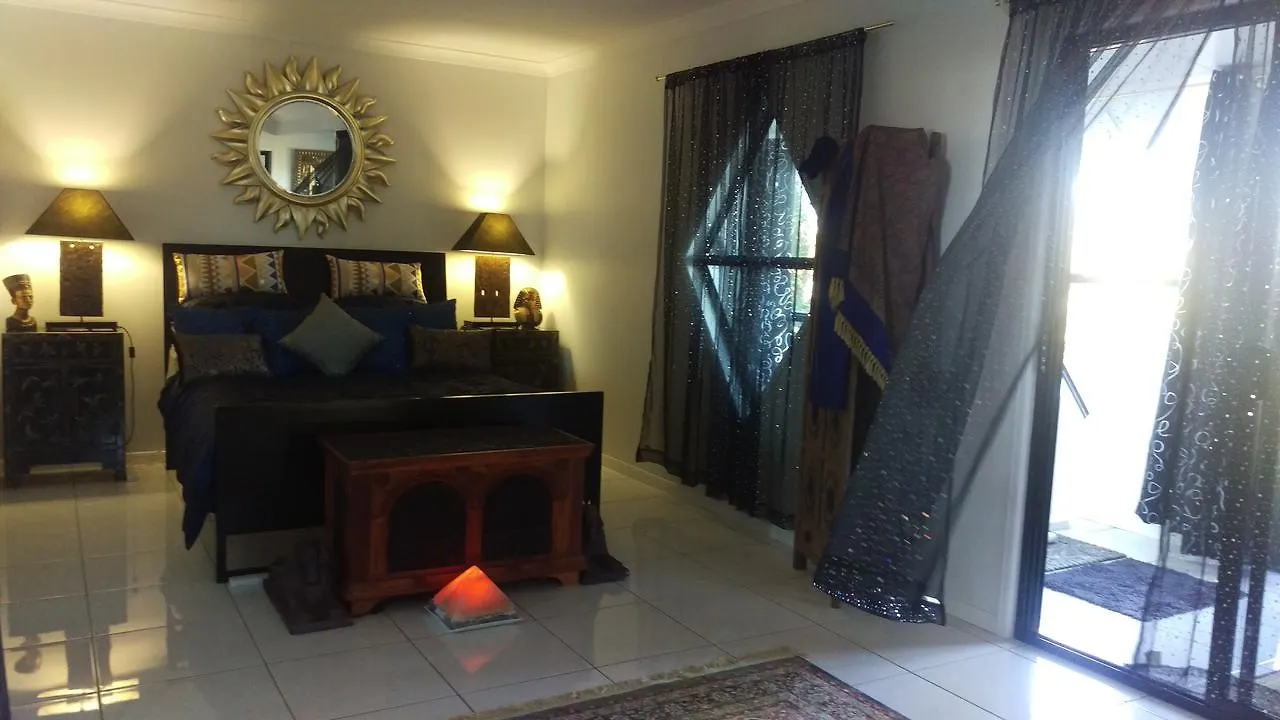 ***** Konukevi Egyptian Dream Retreat Otel Maleny Avustralya